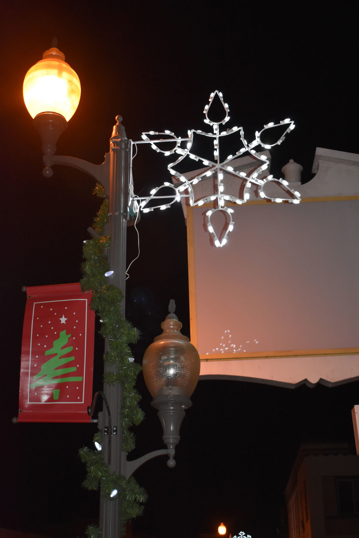 Parade gallery snowflakes